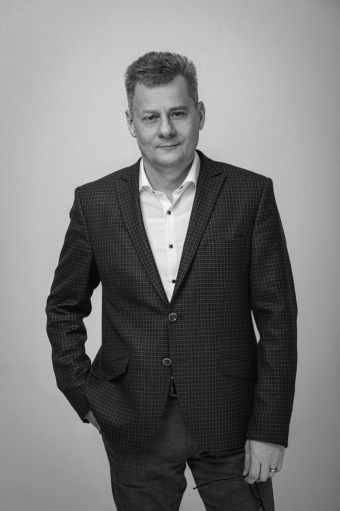 EVGENY LEVENKO 医学博士